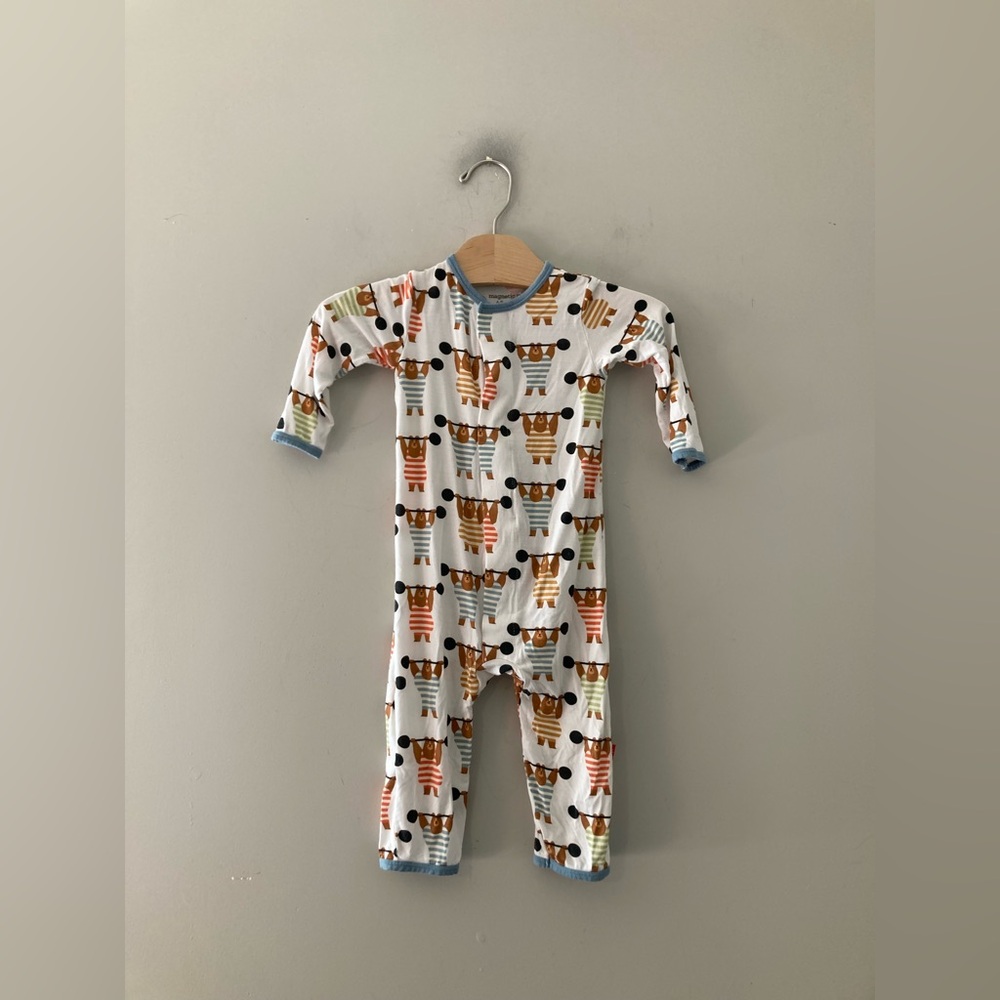 $21 ADD ON magnetic me footie Kyte baby little sleepies angel dear rylee + cru‎